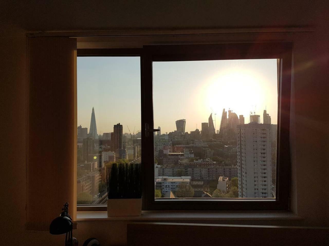 Modern 1 Bedroom Apartment In E1 With Great Views London Exterior photo